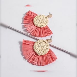 Wicker and straw earrings